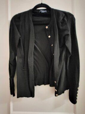 Classic & Chic: Tommy Hilfiger Black V-Neck Cardigan with Gold Buttons - Small